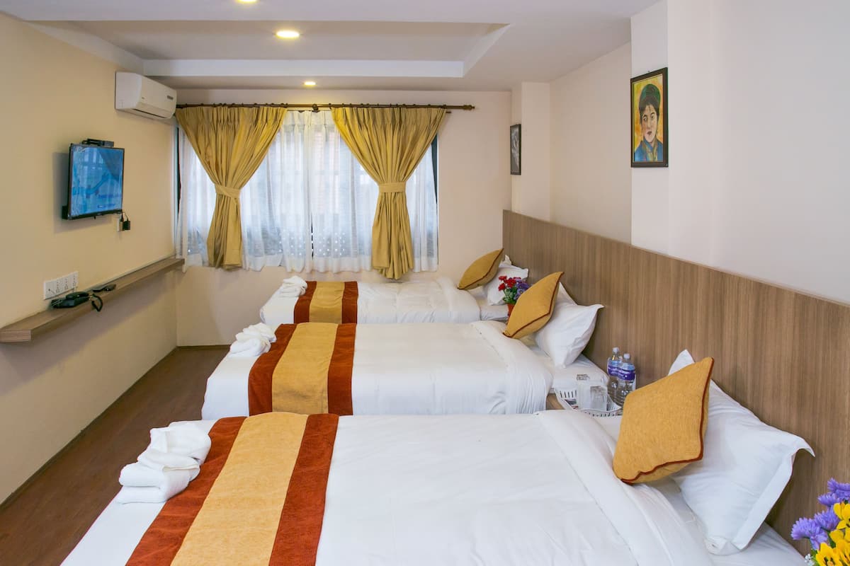In-room safe, soundproofing, free WiFi