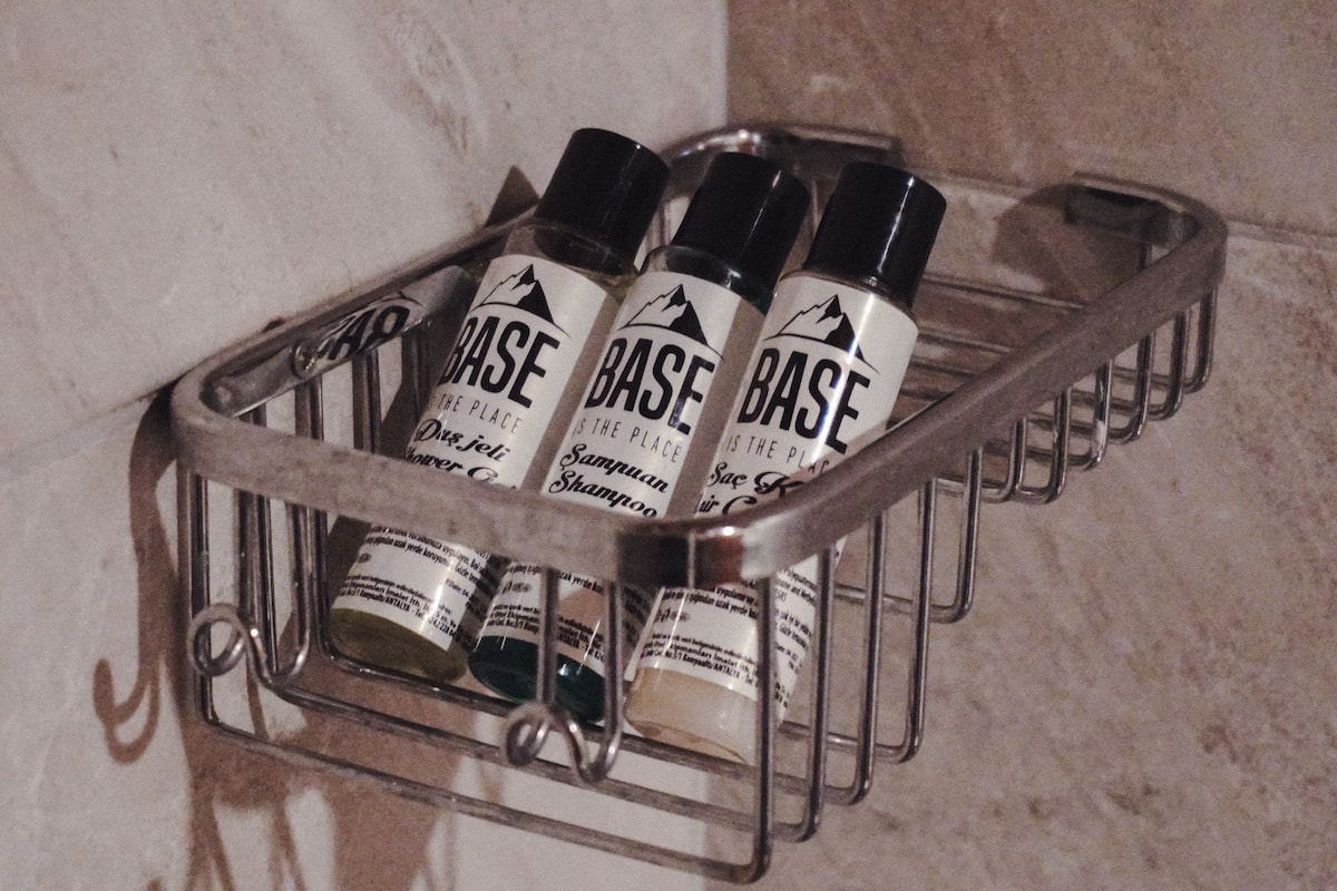 deluxe double room | free wifi, bed sheets