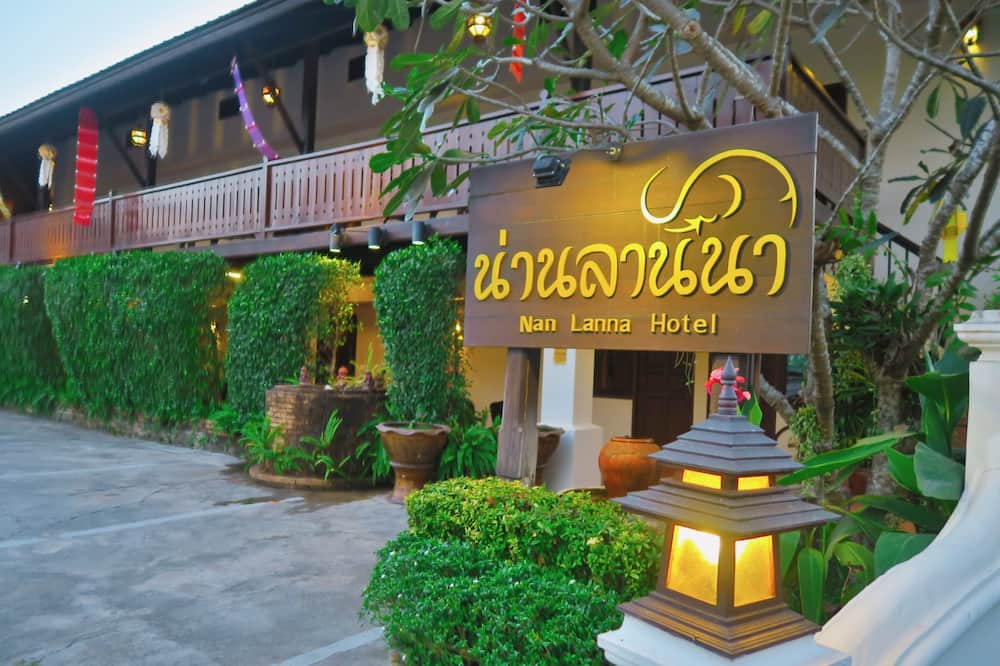 Nan Lanna Hotel