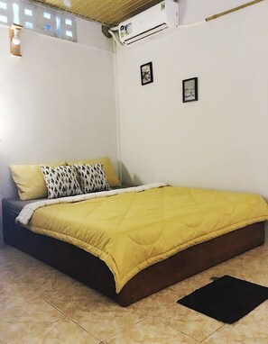 Double Room, Shared Bathroom