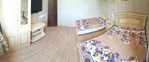Rollaway beds, free WiFi