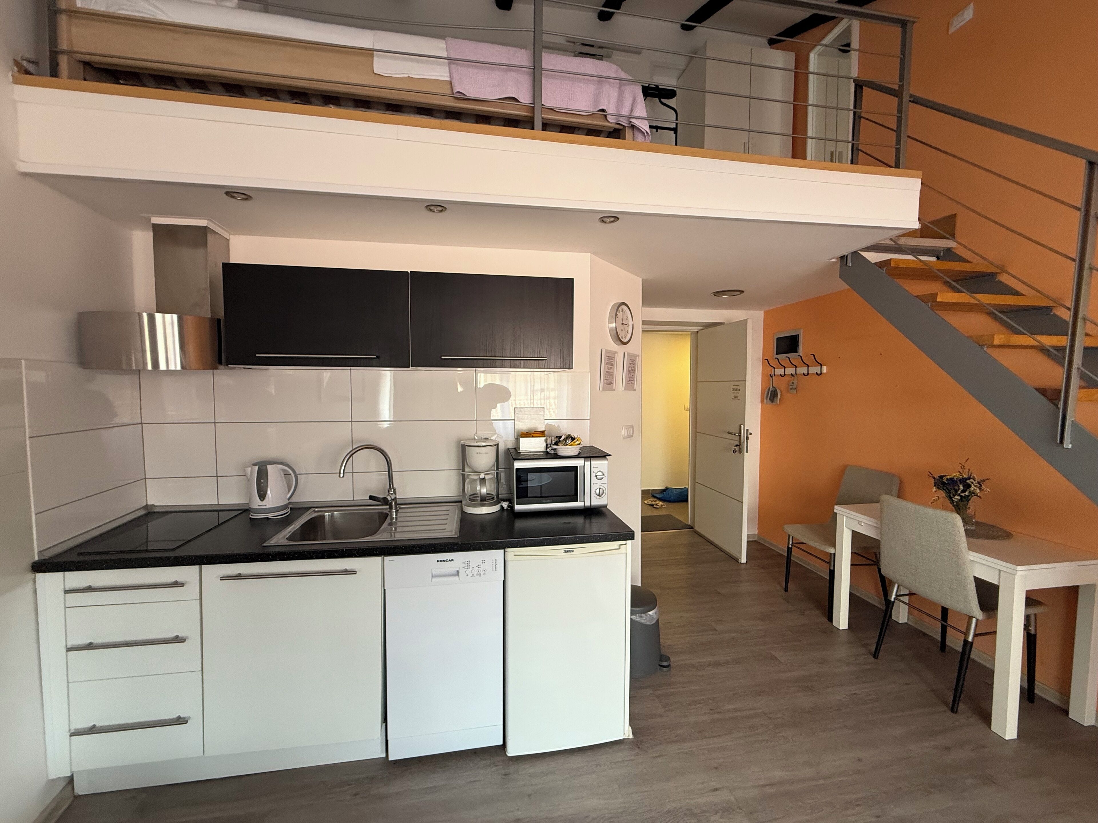 Duplex | Private kitchen | Fridge, microwave, stovetop, dishwasher