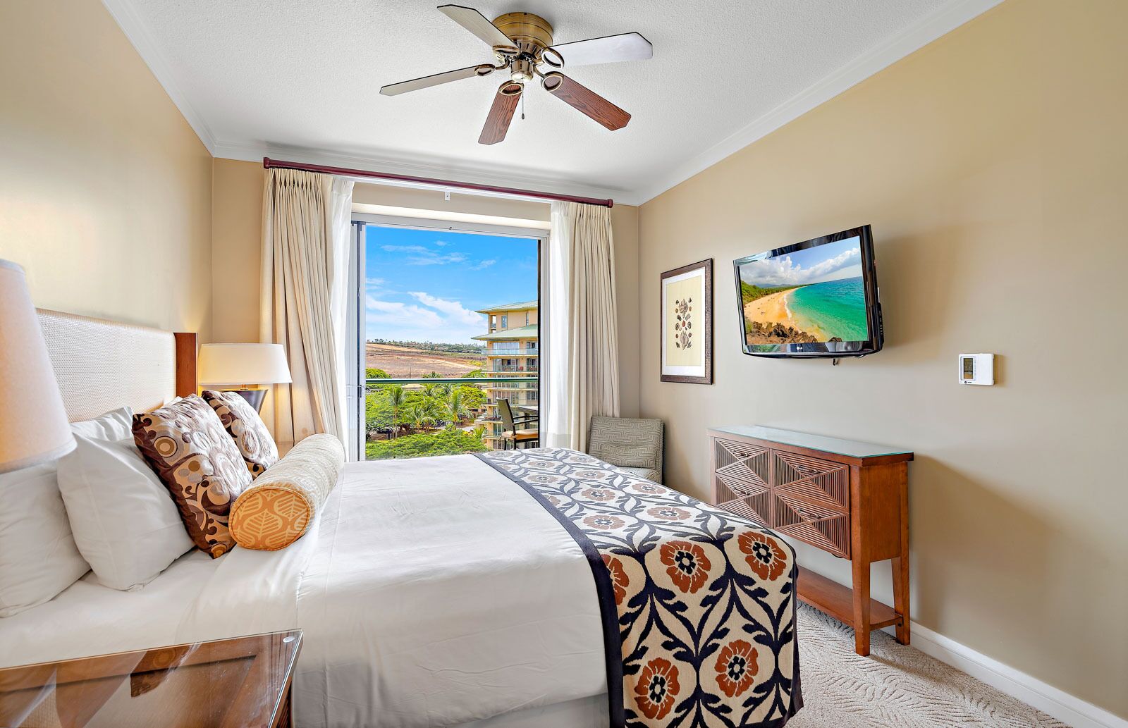 3 bedrooms, iron/ironing board, free WiFi