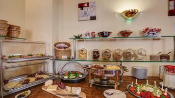Daily buffet breakfast (EUR 10.9 per person)