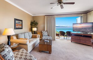 Een televisie, een dvd-speler en een stereo