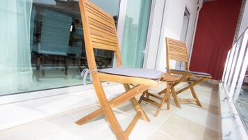 Deluxe Apartment, 2 Bedrooms, Non Smoking, Balcony | Terrace/patio