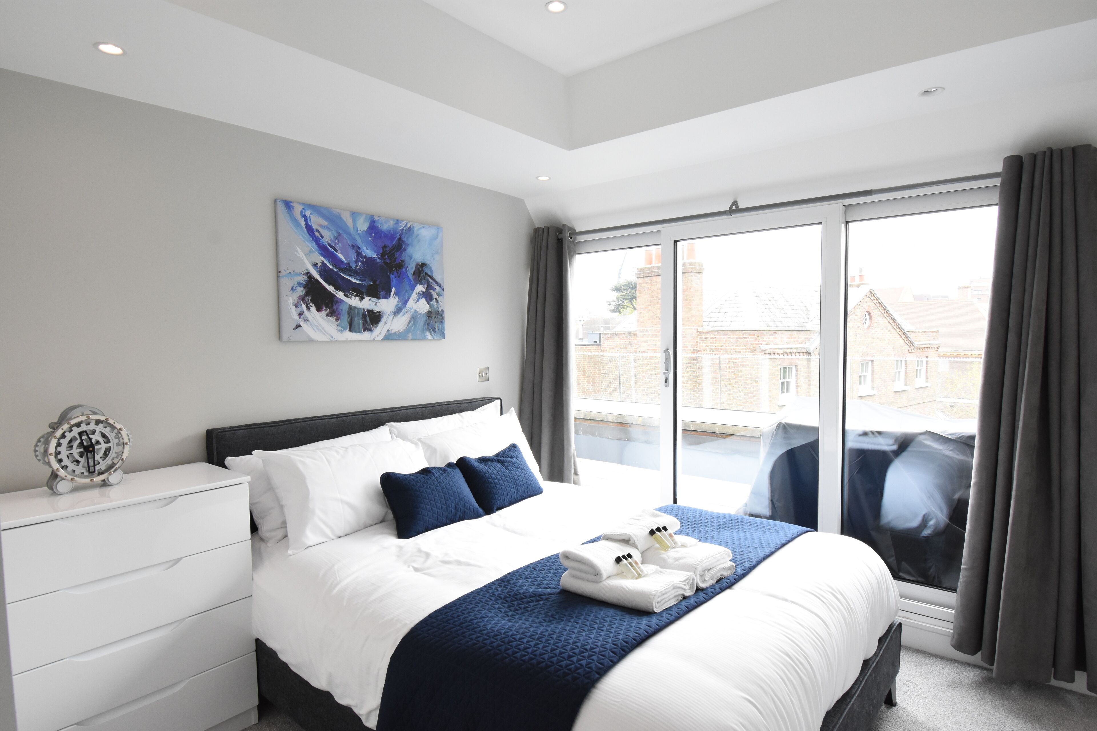 Deluxe Apartment | Individually decorated, individually furnished, iron/ironing board