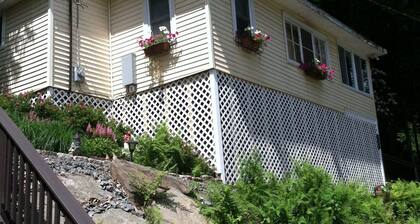 Cozy Cottage on the Delaware
