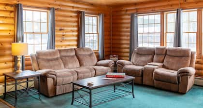 Sara Placid Inn & Suites