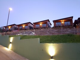 Cabaña superior un ambiente con terraza | Premium bedding, free WiFi, bed sheets