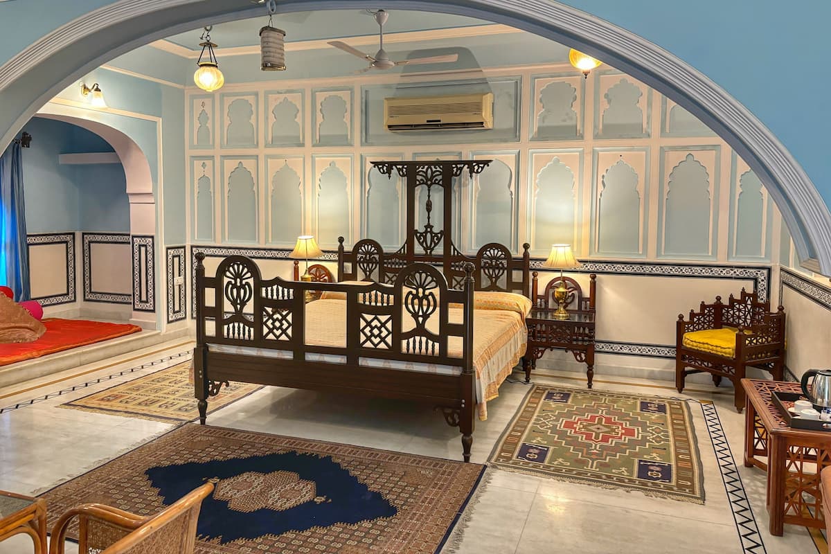 Kamar Superior | 1 kamar tidur, seprai premium, meja kerja, dan tirai kedap cahaya