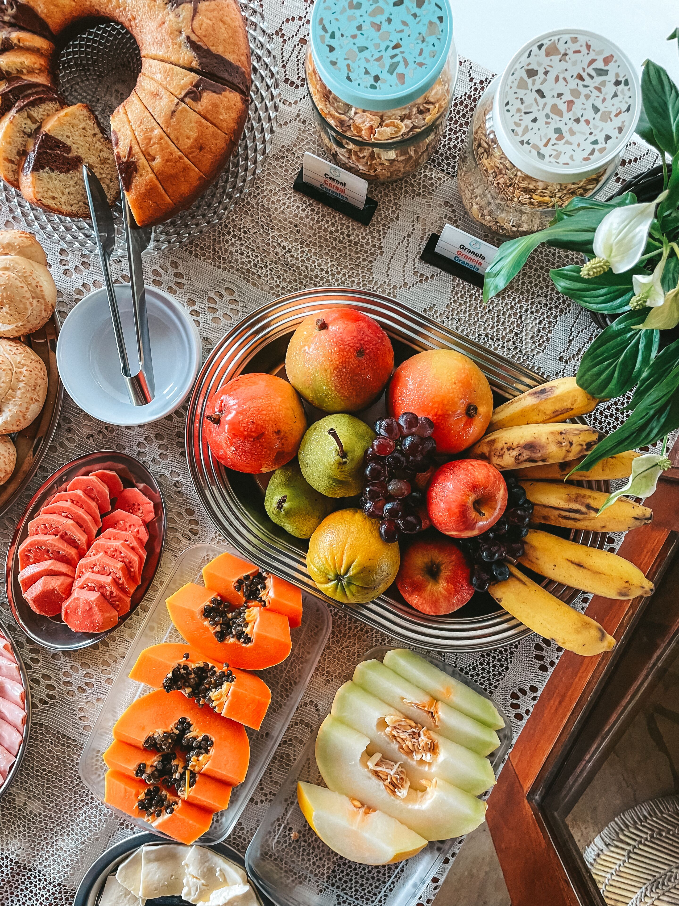 Desayuno completo gratuito y diario