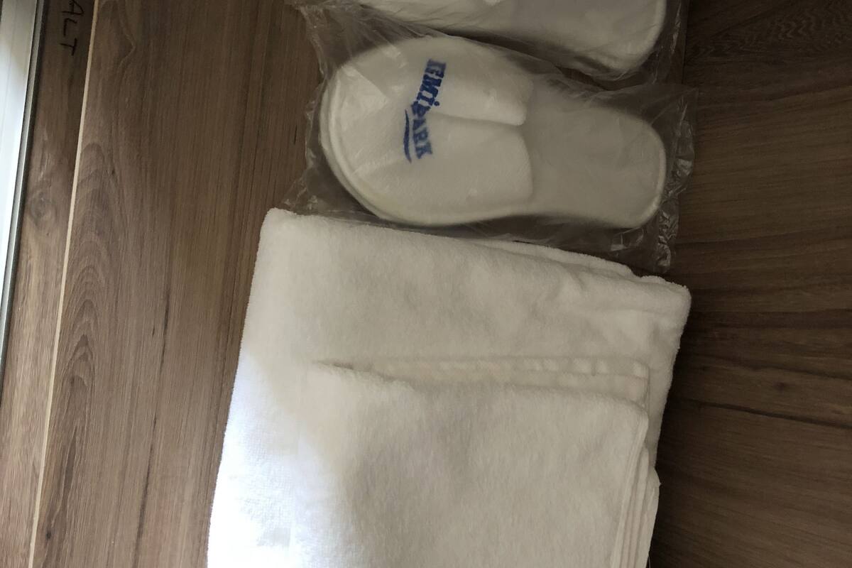 triple room | minibar, in-room safe, desk, soundproofing