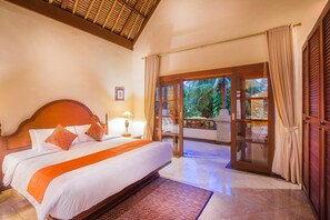 Premium bedding, minibar, in-room safe, desk - Samhita Garden Ubud (Ubud)