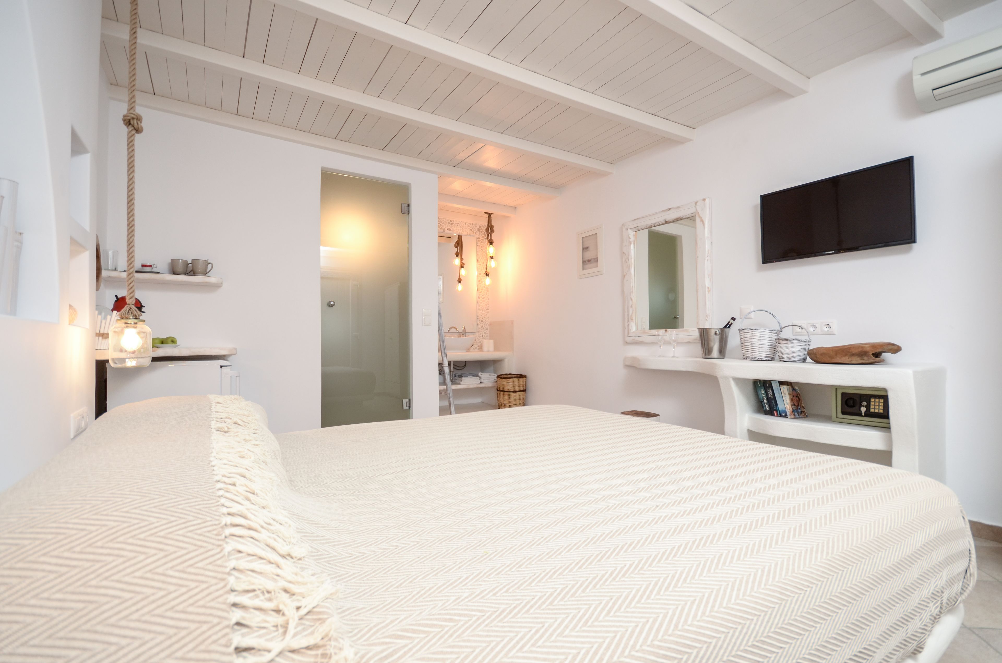 Photo - Blue Sky Summer