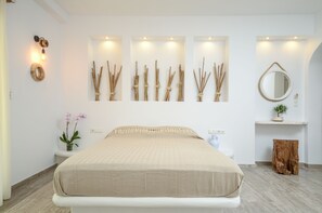 Suite (with Indoor Spa Bath)