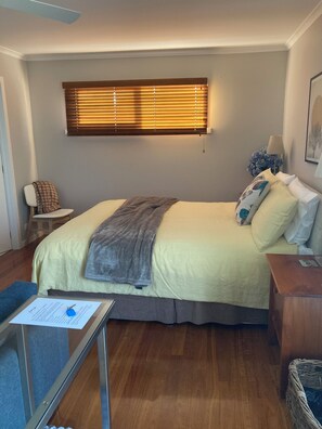 1 chambre, fer et planche Ă repasser, Wi-Fi, draps fournis