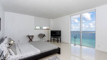 2 chambres, fer et planche à repasser, accès au Wi-Fi (inclus)