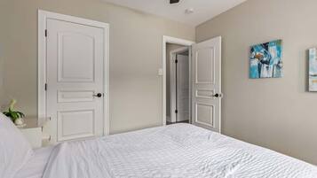5 chambres, fer et planche Ă repasser, Wi-Fi, draps fournis