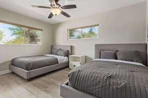 5 Schlafzimmer, Bügeleisen/Bügelbrett, WLAN, Bettwäsche