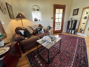 Smart TV, DVD player, books, video library
