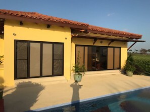 Exterior detail - Pacific View (Pedasí)