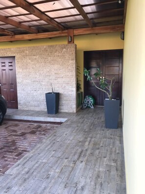 Entrée de l’hébergement 