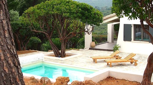 JOLIE MAISON DE VACANCES AU CALME ET TRES ENSOLEILLÉE