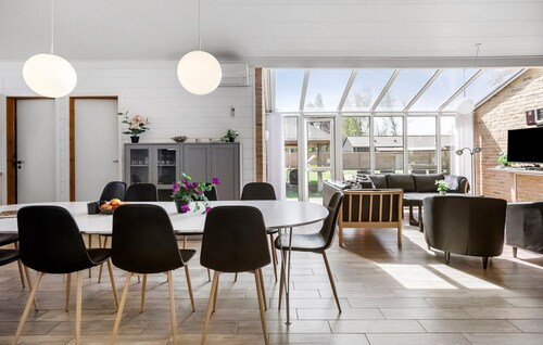 Stunning home in Væggerløse with sauna