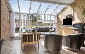 Tv, pejs, dvd-afspiller