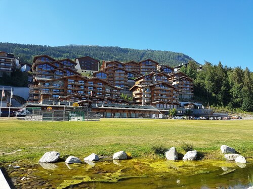 HAUTE-NENDAZ - 4 Valleys - 200m from the funicular - 4 Bedrooms + 3 Bathrooms