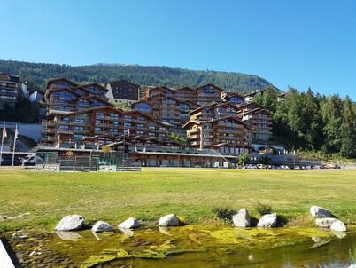 HAUTE-NENDAZ - 4 Valleys - 200m from the funicular - 4 Bedrooms + 3 Bathrooms