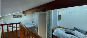 2 bedrooms, iron/ironing board, travel cot, free WiFi