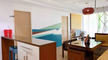 Suite Familiale | Restauration dans la chambre