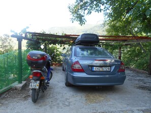 Free self parking