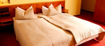 Doppelzimmer - Brocki' s Hotel Stadt Hamburg