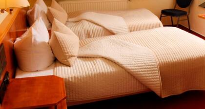 Doppelzimmer - Brocki' s Hotel Stadt Hamburg