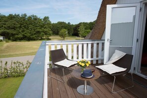 Unclassified image, 4 of 15, button