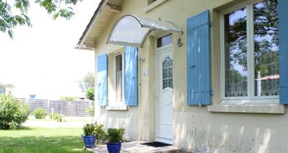 Charmante maison proche plage et forĂȘt, parking, Wi-Fi