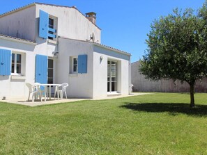 Outdoor dining - Semi-detached house 4 rooms with enclosed garden - Saint Denis d'Oléron (Saint-Denis-d'Oléron)