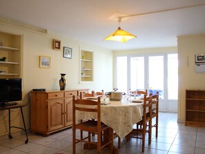 Dining - 3-room house near La Cotinière port, terrace (Saint-Pierre-d'Oléron-La Cotinière)