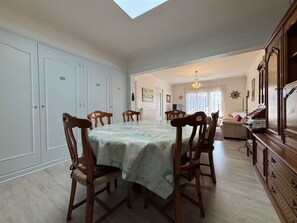 Dining - House in Saint-Trojan-les-Bains near beach, 5 sleeps (Saint-Trojan-les-Bains)