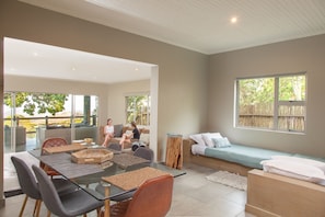 Luxury Cottage, 2 Bedrooms, Mountain View | Living area