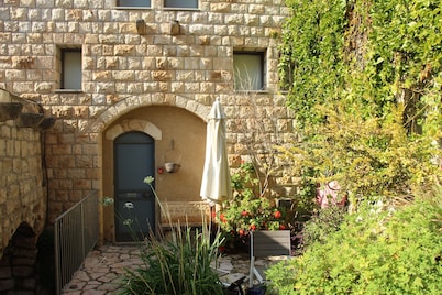 Artists' Colony Inn Zefat