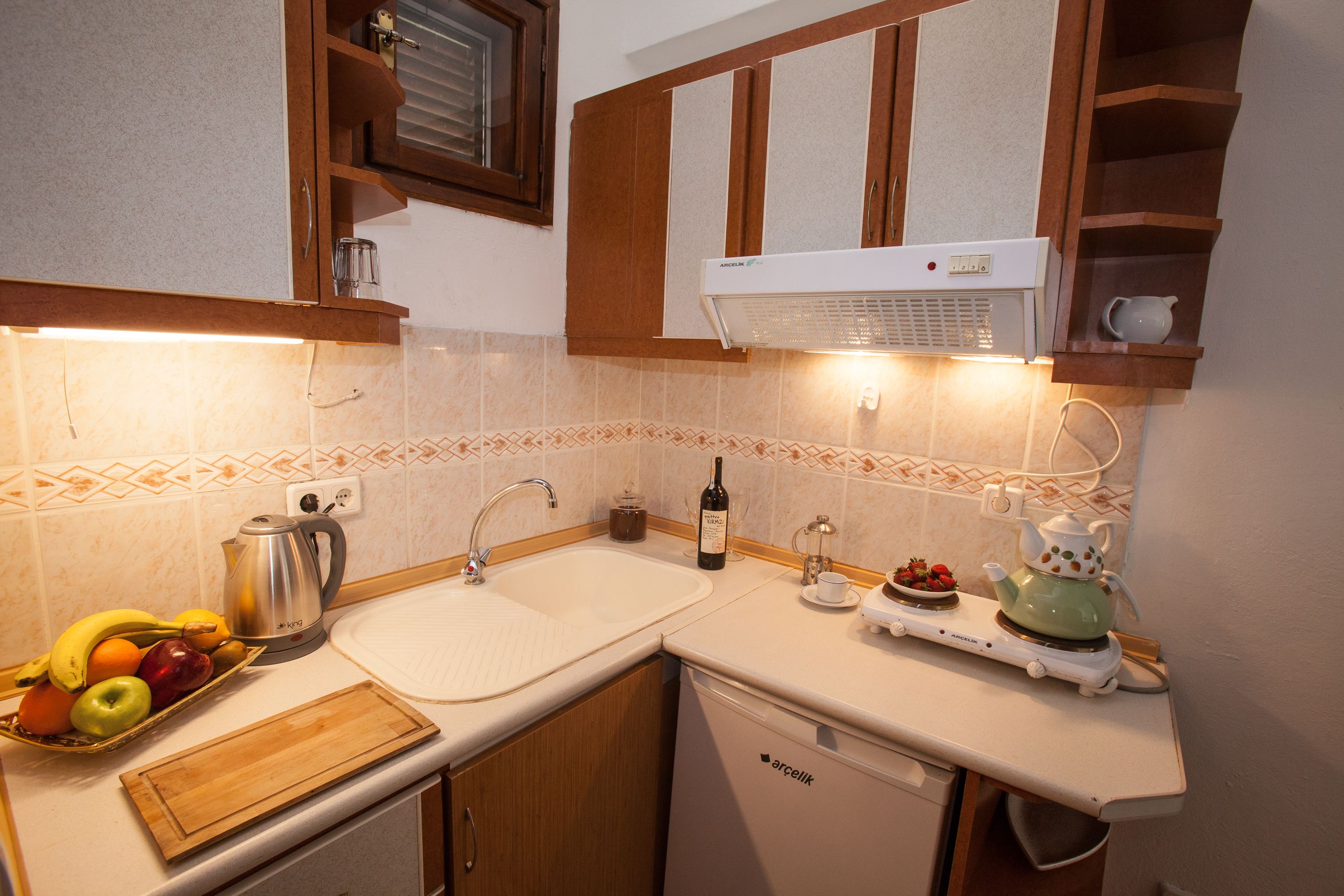 standard condo, 1 bedroom | private kitchenette