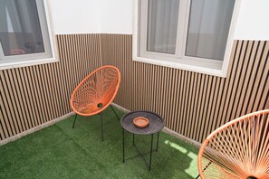 星評価なしの画像、4 / 104、ボタン