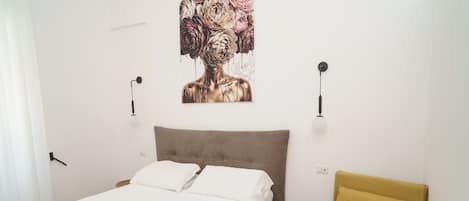 Family Triple Room, Ground Floor | Desk, iron/ironing board, cribs (free), rollaway beds (surcharge)