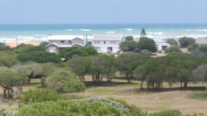 Property grounds - Breeze in (L'Agulhas)