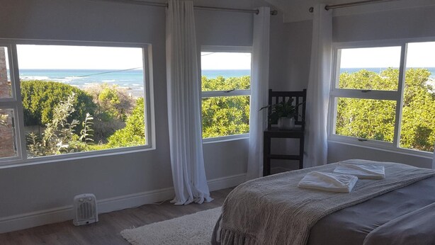 Room - Breeze in (L'Agulhas)