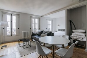 Quadruple Studio | Living area | Offices - Les Apparts de l'Oncle Louis (Versailles)